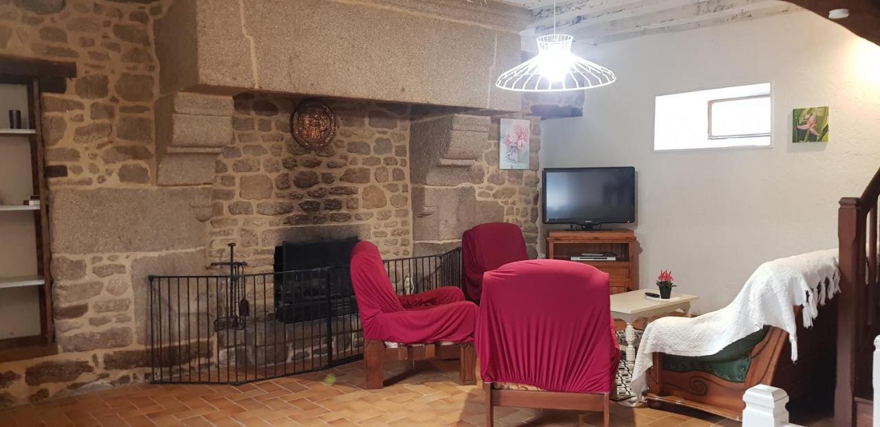 La campagne Bretonne Villa Parigné Esterno foto